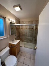 7828 International Blvd in Oakland, CA - Building Photo - Building Photo