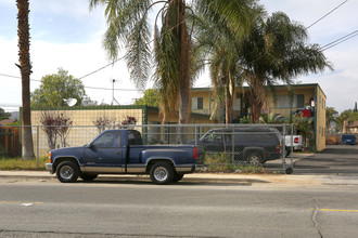 10753-10761 Wells Ave in Riverside, CA - Building Photo - Building Photo