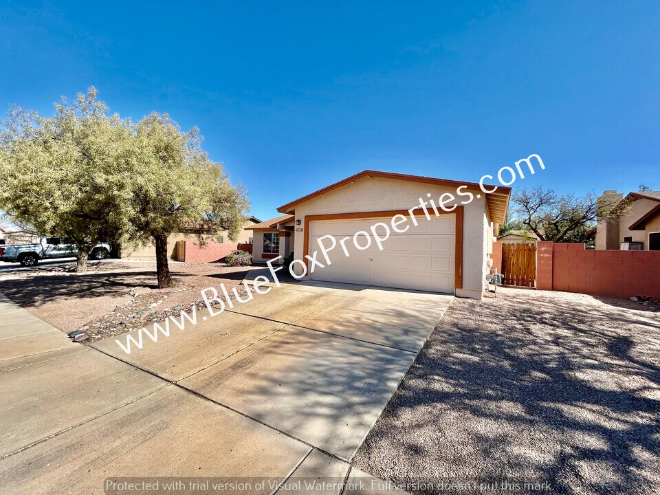 9638 E Blanding Ln in Tucson, AZ - Building Photo