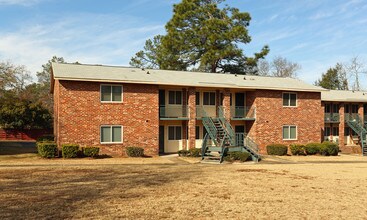 Aumond Villa in Augusta, GA - Foto de edificio - Building Photo