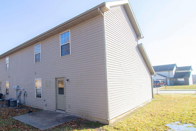 1409 Greensboro Dr in Columbia, MO - Building Photo - Building Photo