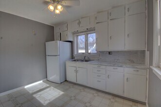 1928 2nd St in Moline, IL - Building Photo - Building Photo