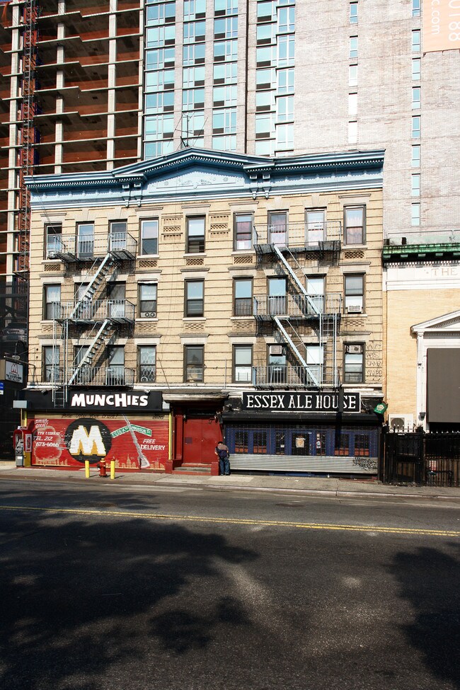 179-181 Essex St in New York, NY - Building Photo - Building Photo