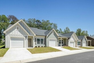 Cottages at Walker Ridge in Cartersville, GA - Building Photo - Building Photo