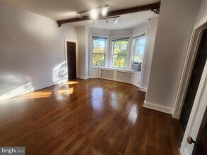 6709 N 6th St in Philadelphia, PA - Building Photo - Building Photo