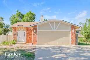 2273 Farnsworth Dr in Colorado Springs, CO - Building Photo