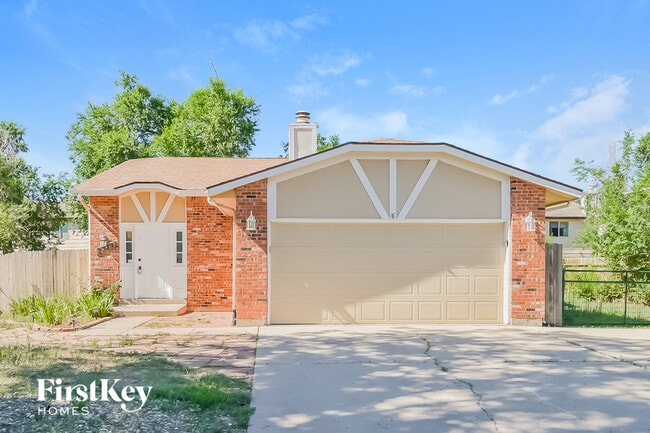 property at 2273 Farnsworth Dr