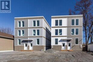 433 Sugarloaf St in Port Colborne, ON - Building Photo