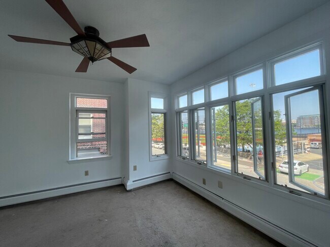 474 Commercial St, Unit 4