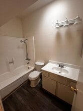 3509 Sampson Ct in Bakersfield, CA - Building Photo - Building Photo