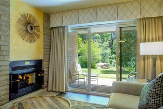 1020/1-1021 Vail View Dr in Vail, CO - Building Photo - Building Photo