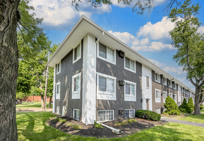 Riverview Place Apartments