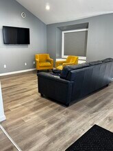 6 Chamberlain Rd in Shrewsbury, MA - Building Photo - Building Photo