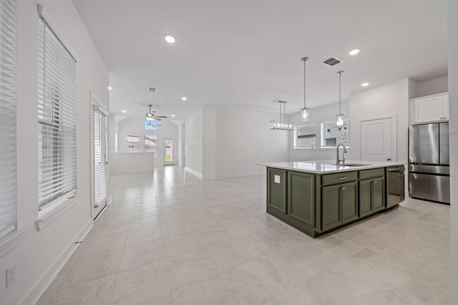 15214 Cortines Ct in Cypress, TX - Foto de edificio - Building Photo