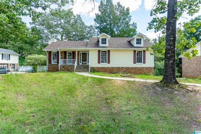property at 917 Old Oak Trce