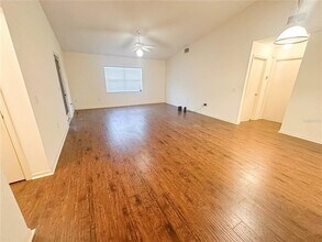 5721 Manchester Dr W in Lakeland, FL - Building Photo - Building Photo