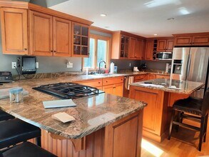 19 Pelham St in Pembroke, MA - Building Photo - Building Photo