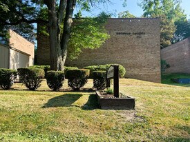 1741 W Onondaga St in Syracuse, NY - Building Photo