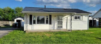 229 Elm St in Crab Orchard, KY - Building Photo