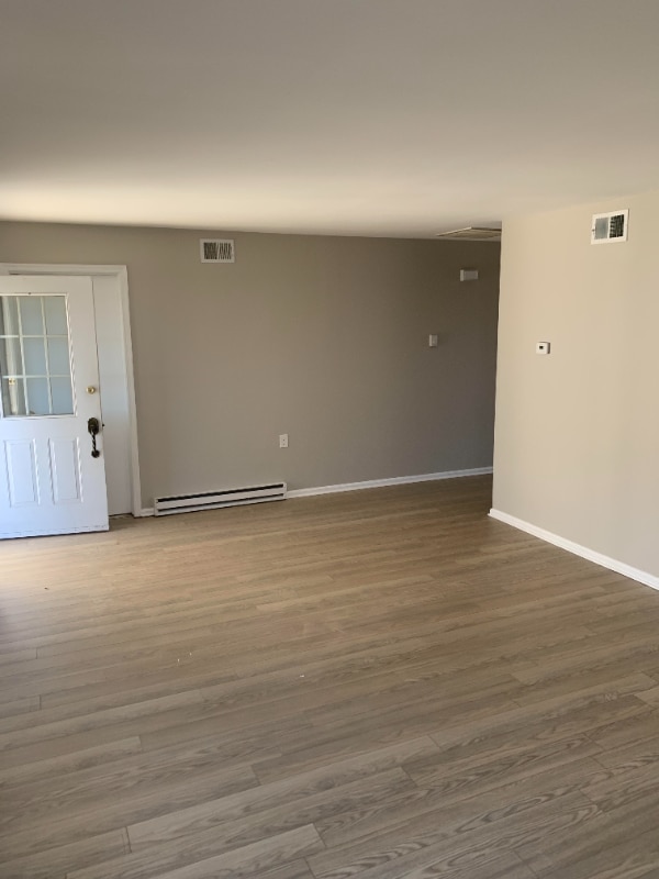 53 Greenwich Ave in Manchester Township, NJ - Building Photo - Building Photo