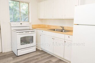 1220 Wheeler Ave in Chattanooga, TN - Building Photo - Building Photo