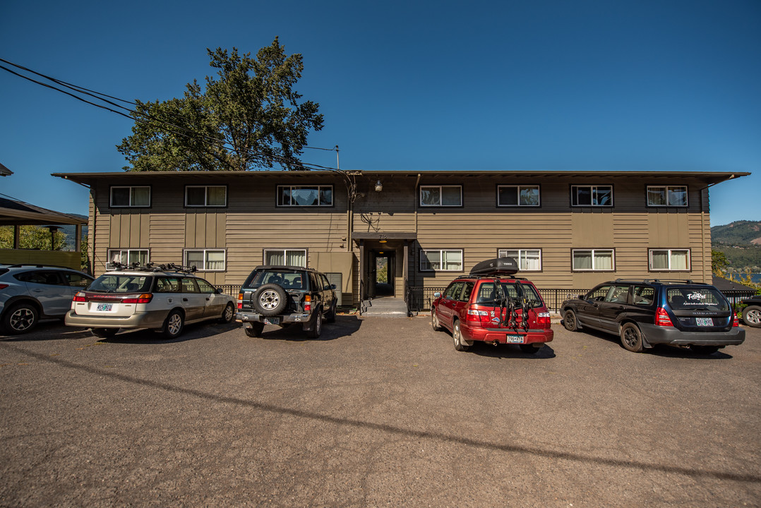 716 Oak St in Hood River, OR - Building Photo