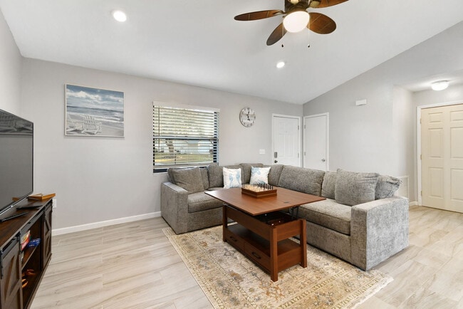 2883 N Lockwood Meadows Blvd, Unit SI FL1-ID1590860P