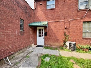 21 N 4th St in Lebanon, PA - Building Photo - Building Photo
