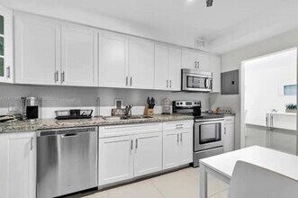 4001 S Ocean Dr, Unit 5J in Hollywood, FL - Building Photo - Building Photo