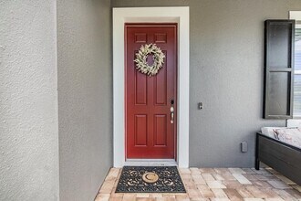 8107 Champions Forest Way in Tampa, FL - Building Photo - Building Photo