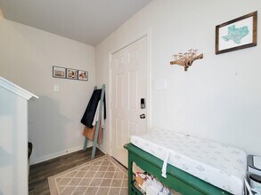 111 Avalon Dr in Huntsville, TX - Building Photo - Building Photo