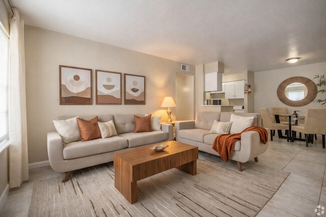 Raghu Apartments In Spring Branch