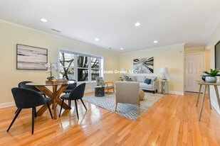 168 Newton St in Boston, MA - Building Photo