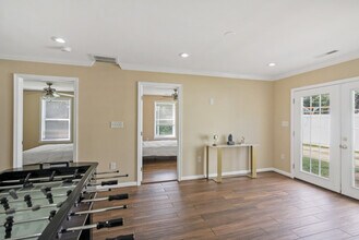 7103 Highland St in Springfield, VA - Building Photo - Building Photo