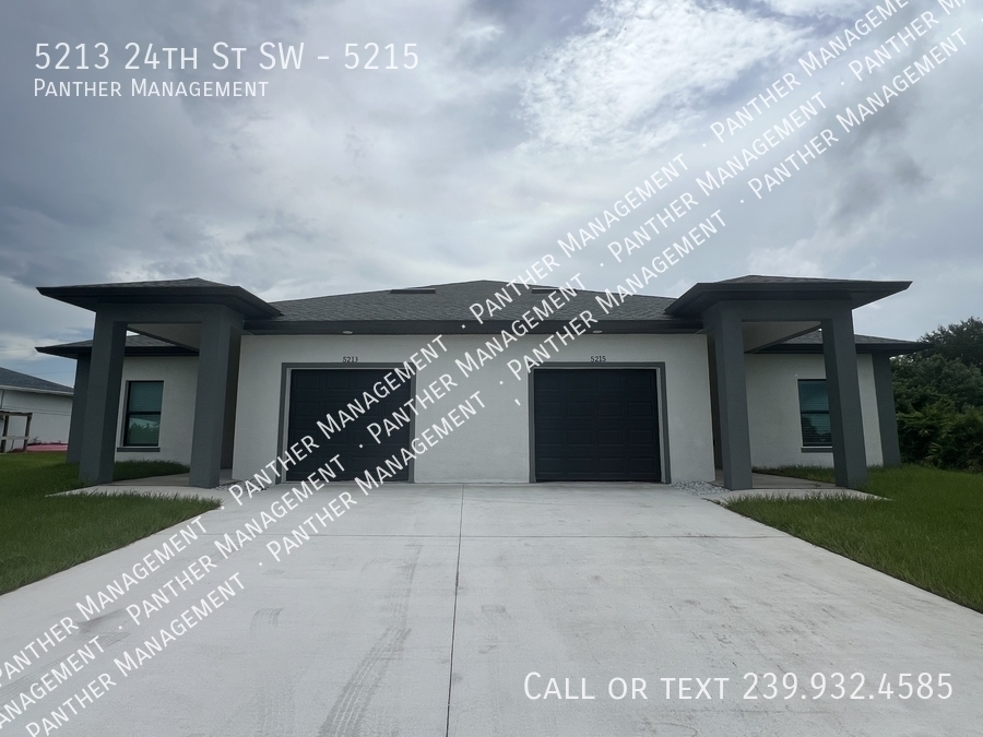 5213 24th St SW in Lehigh Acres, FL - Building Photo