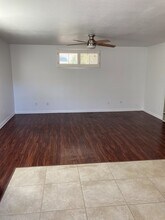 7627 Cullen St in San Diego, CA - Foto de edificio - Building Photo