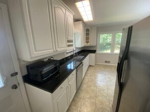 4616 Twinbrook Rd in Fairfax, VA - Building Photo - Building Photo