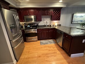 270 Bunker Hill St in Boston, MA - Building Photo - Building Photo