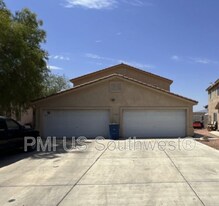 404 Anna Cir in Bullhead City, AZ - Building Photo