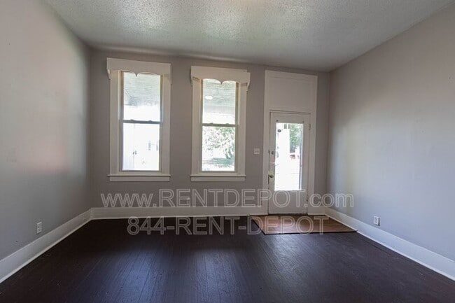 914 Harriet St in Evansville, IN - Foto de edificio - Building Photo