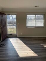 28690 Victor St, Unit A in Roseville, MI - Building Photo