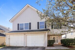 3002 Summer Breeze Dr in Villa Rica, GA - Building Photo