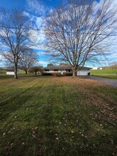 3187 Licking Valley Rd in Newark, OH - Foto de edificio - Building Photo