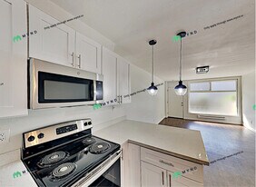 The Westlake in Oakland, CA - Building Photo