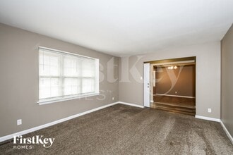 6 Thornton Abby Rd in Florissant, MO - Building Photo - Building Photo