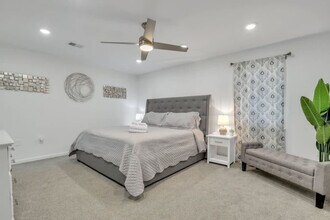 217 Holly Ave in Pooler, GA - Building Photo - Building Photo