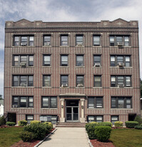 Maples on Broad Apartments