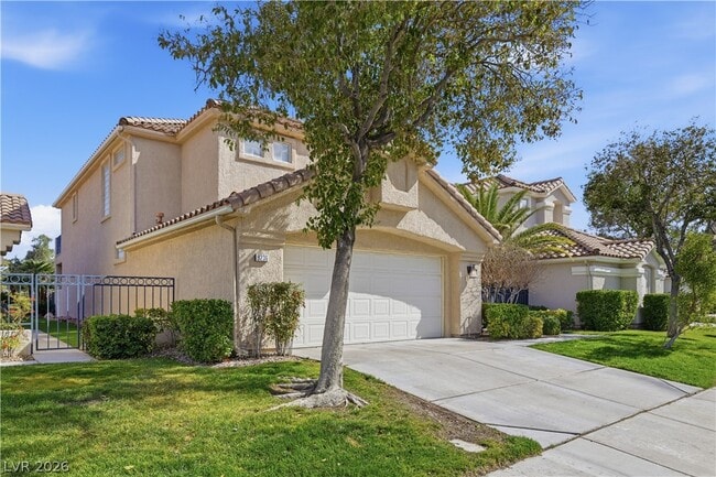 9236 Eagle Ridge Dr in Las Vegas, NV - Building Photo - Building Photo