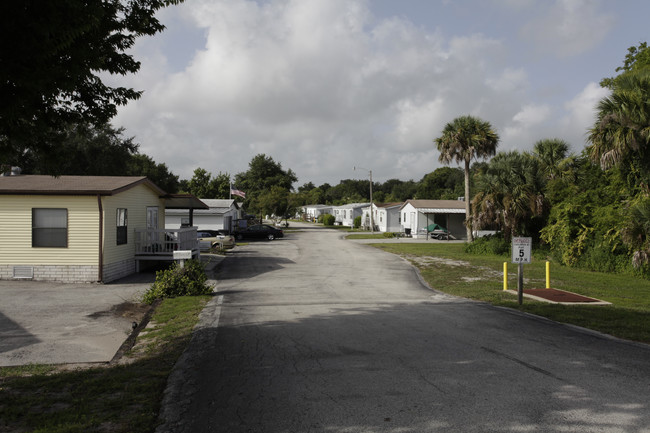 April Estates in Titusville, FL - Building Photo - Building Photo