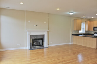 5539 W Edmunds St-Unit -1 in Chicago, IL - Building Photo - Building Photo